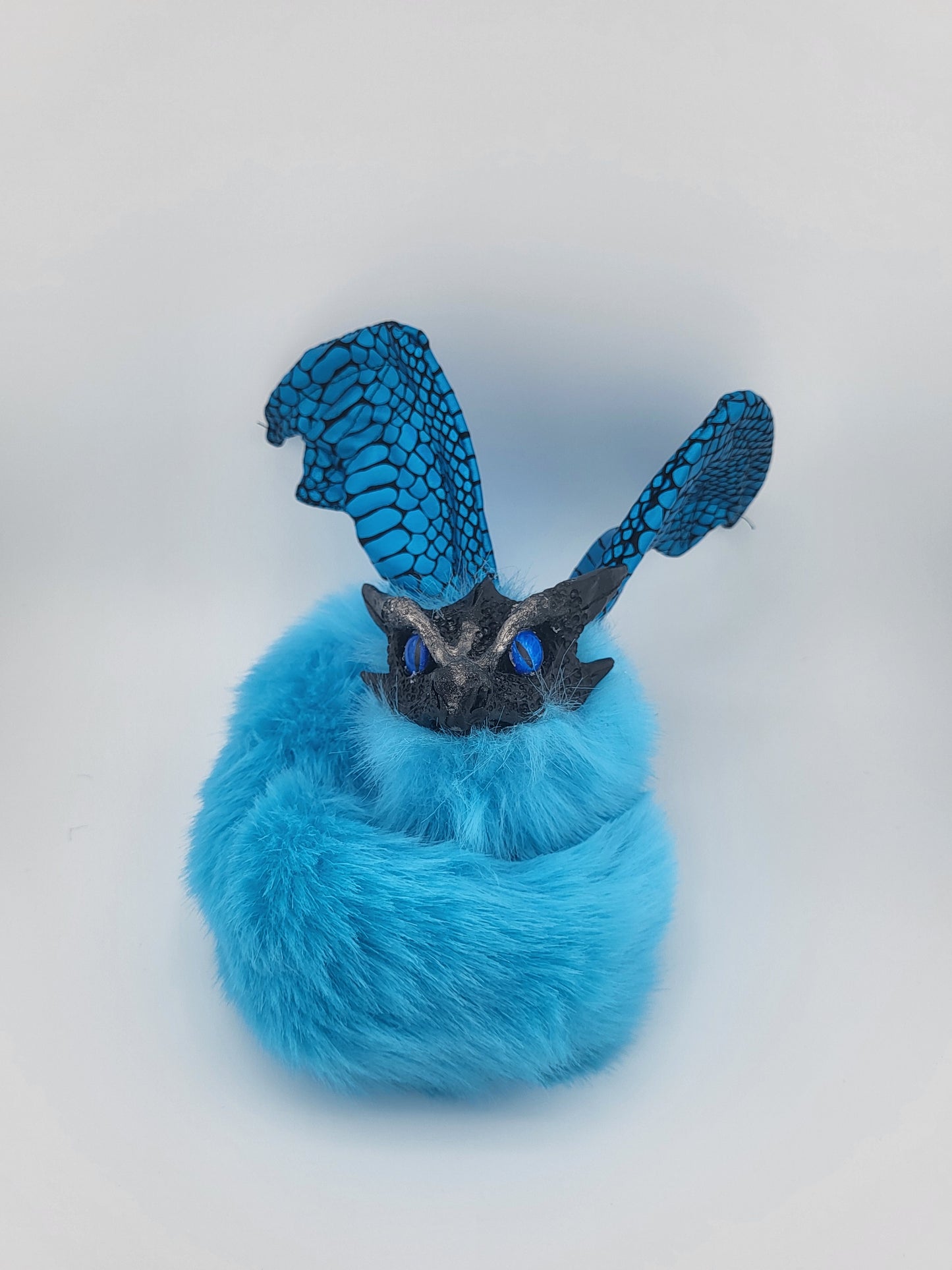 Bright Blue Fur Poseable Western Dragon